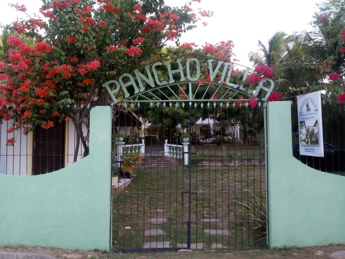 Residencia Pancho Villa Canoa Quebrada Exterior foto